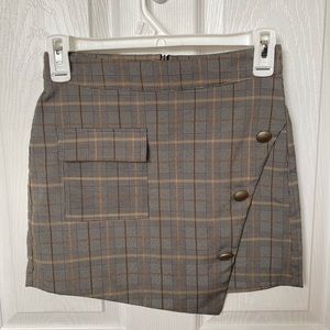 Plaid mini skirt